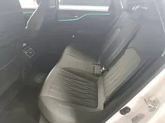 2023 Changan Lamore 1.5T GDI DCT Pilot, белый — фото 17