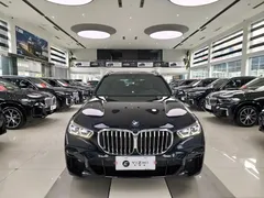 2022 BMW X5 40Li M Sport Package, чёрный — фото 3