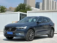 2021 Volvo XC60 4WD Luxury, синий — фото 1