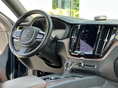 2021 Volvo XC60 4WD Luxury, синий — фото 8