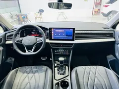 2022 Volkswagen Tiguan L 330TSI AT 2WD R-Line — фото 10