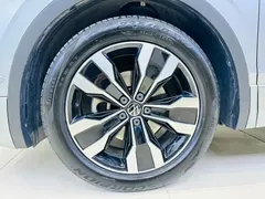 2022 Volkswagen Tiguan L 330TSI AT 2WD R-Line — фото 15