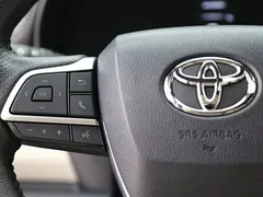 2022 Toyota Granvia 2.5L Hybrid, белый — фото 16