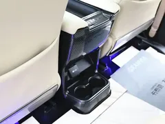 2022 Toyota Granvia 2.5L Hybrid, белый — фото 19