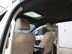 2022 Toyota Granvia 2.5L Hybrid, белый — фото 20