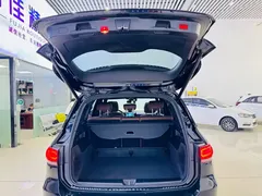 2022 Mercedes-Benz GLB 200, чёрный — фото 15