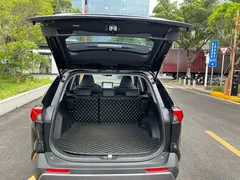 2021 Toyota RAV4 2.0L CVT 2WD Premium, чёрный — фото 15