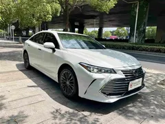 2019 Toyota Avalon 2.0L Luxury VI, белый — фото 3