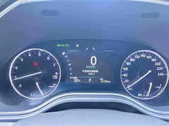 2019 Toyota Avalon 2.0L Luxury VI, белый — фото 5