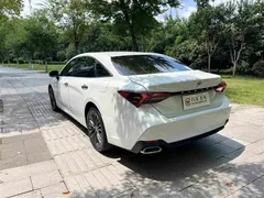 2019 Toyota Avalon 2.0L Luxury VI, белый — фото 9