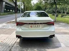 2019 Toyota Avalon 2.0L Luxury VI, белый — фото 10