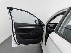 2023 Geely Emgrand 1.5L CVT, белый — фото 8