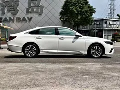 2019 Honda Inspire Hybrid 2.0L VI, белый — фото 3