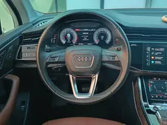 2022 Audi Q7 55 TFSI quattro S line, чёрный — фото 8
