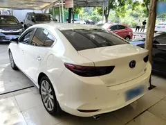 2021 Mazda 3 2.0L AT, белый — фото 5