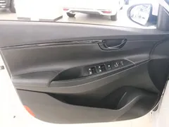 2020 Hyundai Elantra 1.6L AT GL, белый — фото 9