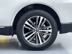 2022 Toyota Venza Hybrid 2.5L CVT 2WD Luxury, белый — фото 16