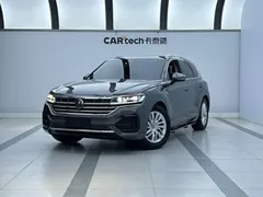 2021 Volkswagen Touareg 2.0TSI — фото 1