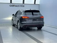 2021 Volkswagen Touareg 2.0TSI — фото 4