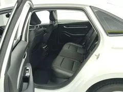 2023 Geely Emgrand 1.5L CVT, белый — фото 11
