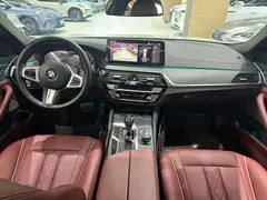 2021 BMW 5 Series 5 530Li xDrive M, белый — фото 16