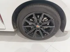 2023 Hongqi H6 2.0T, белый — фото 12