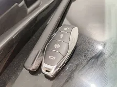 2023 Hongqi H6 2.0T, белый — фото 13