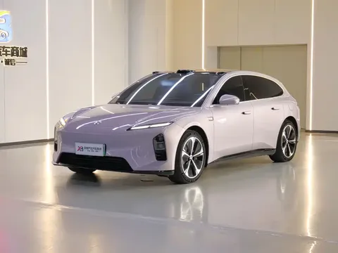 2025 Nio ET5T 75kWh Touring
