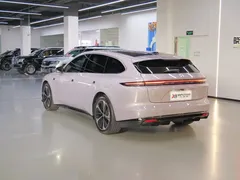 2025 Nio ET5T 75kWh Touring — фото 6