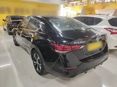 2022 Nissan Sylphy 1.6L XL CVT, чёрный — фото 5