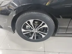 2022 Nissan Sylphy 1.6L XL CVT, чёрный — фото 23