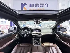 2021 BMW X6 M, чёрный — фото 11