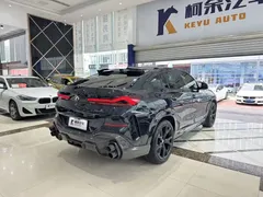2021 BMW X6 M, чёрный — фото 15
