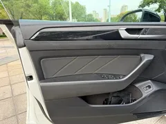 2021 Volkswagen CC 380TSI, белый — фото 9