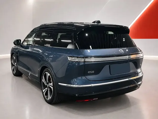 2026 Nio ES8 6-seat Executive Luxury