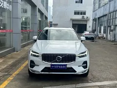 2023 Volvo XC60 4WD Luxury, белый — фото 2