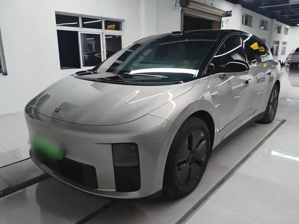 2025 Li Auto i6 2WD Standard