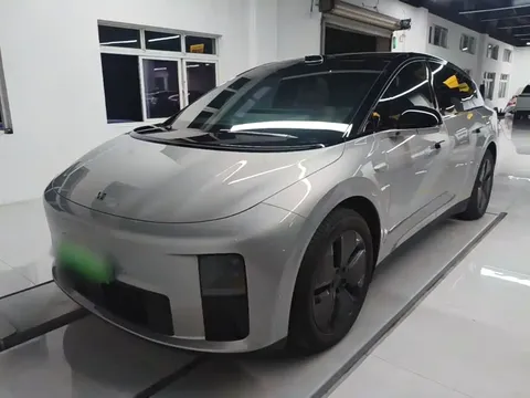 2025 Li Auto i6 2WD Standard