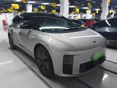 2025 Li Auto i6 2WD Standard — фото 4