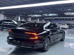 2022 Volvo S90, чёрный — фото 11