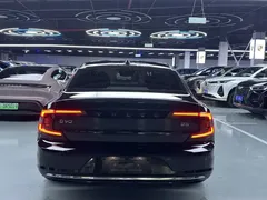 2022 Volvo S90, чёрный — фото 13