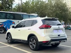 2021 Nissan X-Trail 2.5L CVT 4WD XL ITS 3rows, белый — фото 12