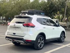 2021 Nissan X-Trail 2.5L CVT 4WD XL ITS 3rows, белый — фото 13