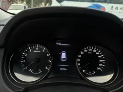 2021 Nissan X-Trail 2.5L CVT 4WD XL ITS 3rows, белый — фото 16