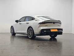 2023 Changan UNI-V 1.5T Premium, белый — фото 4