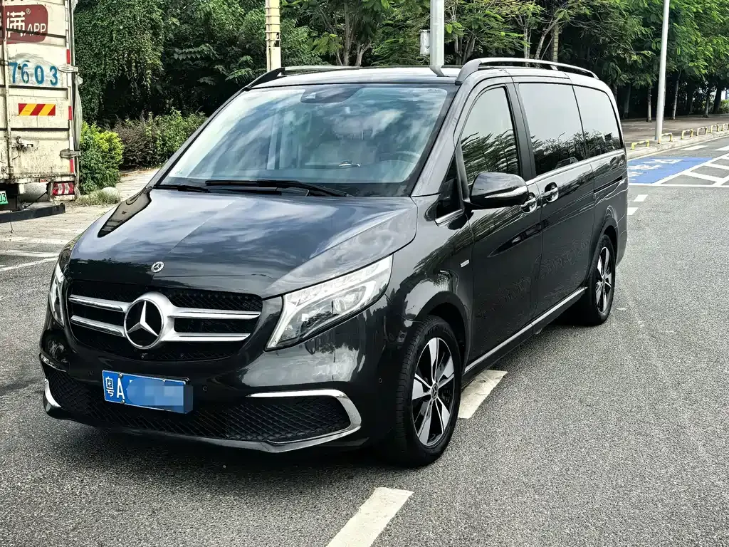 2022 Mercedes-Benz V-Class V 260 Premium
