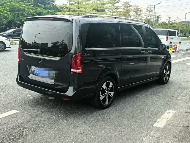 2022 Mercedes-Benz V-Class V 260 Premium