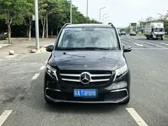 2022 Mercedes-Benz V-Class V 260 Premium — фото 3