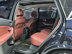 2022 BMW X5 30Li M, чёрный — фото 11