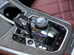 2022 BMW X5 30Li M, чёрный — фото 18